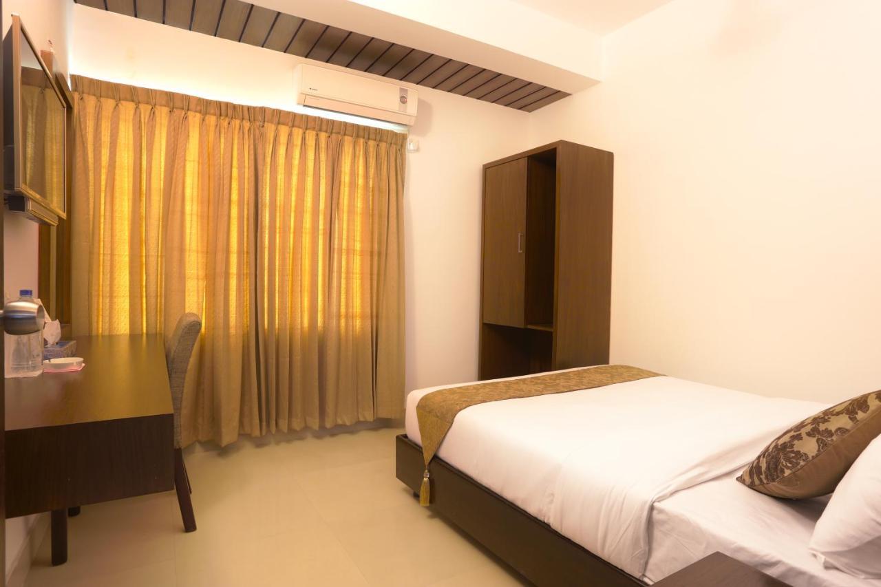 Holy Inn Sylhet Ngoại thất bức ảnh